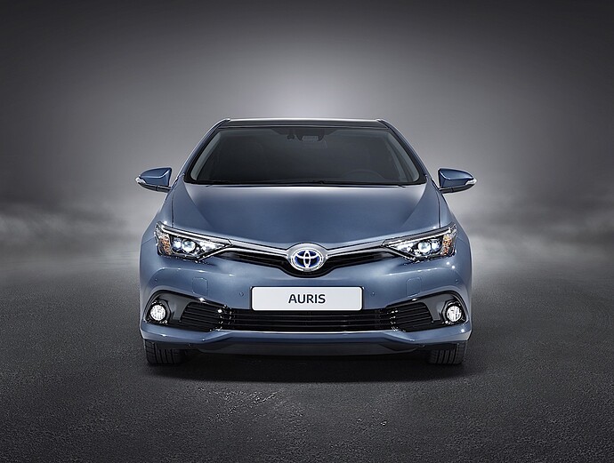 TOYOTA-Auris-5-Doors-6115_15